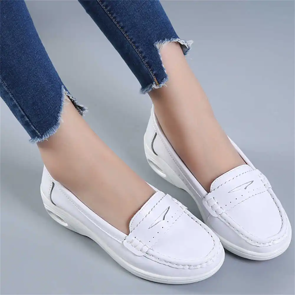 Thick Sole Slipon White Traine - Women'S Formal Wear Canada avis et prix