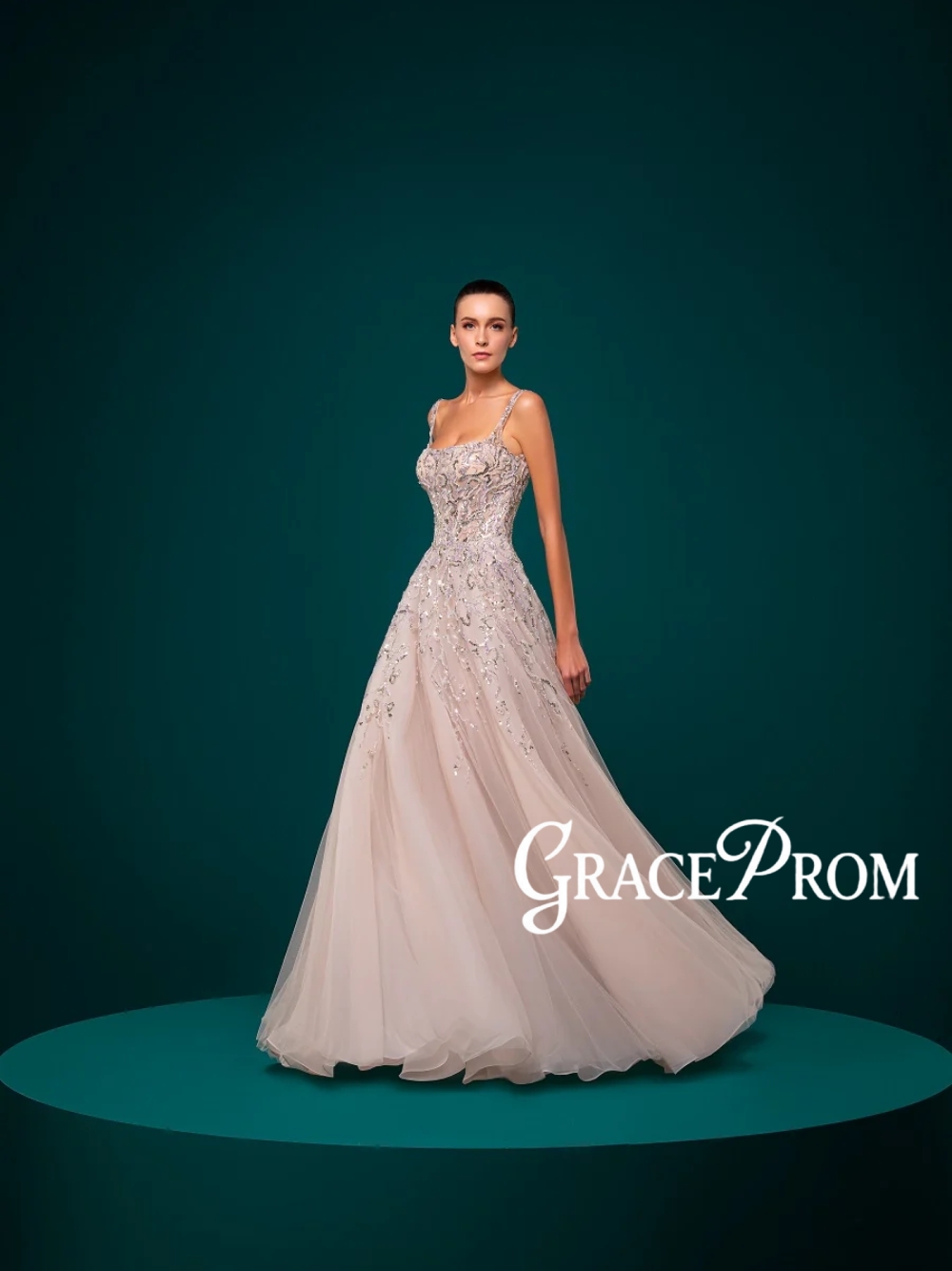Elegant Square Neck Evening Dr - Women Formal Wear Dubai avis et prix