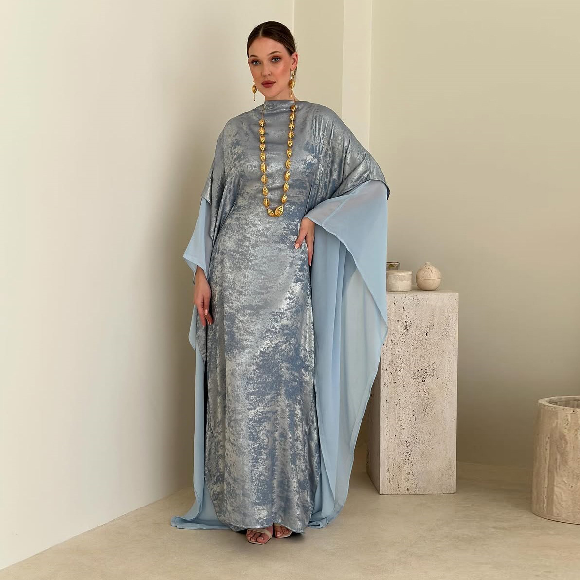 Modest Metallic Abaya Evening  - Women Formal Wear Dubai avis et prix